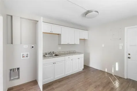 901 Colyer Street Orlando FL 32805