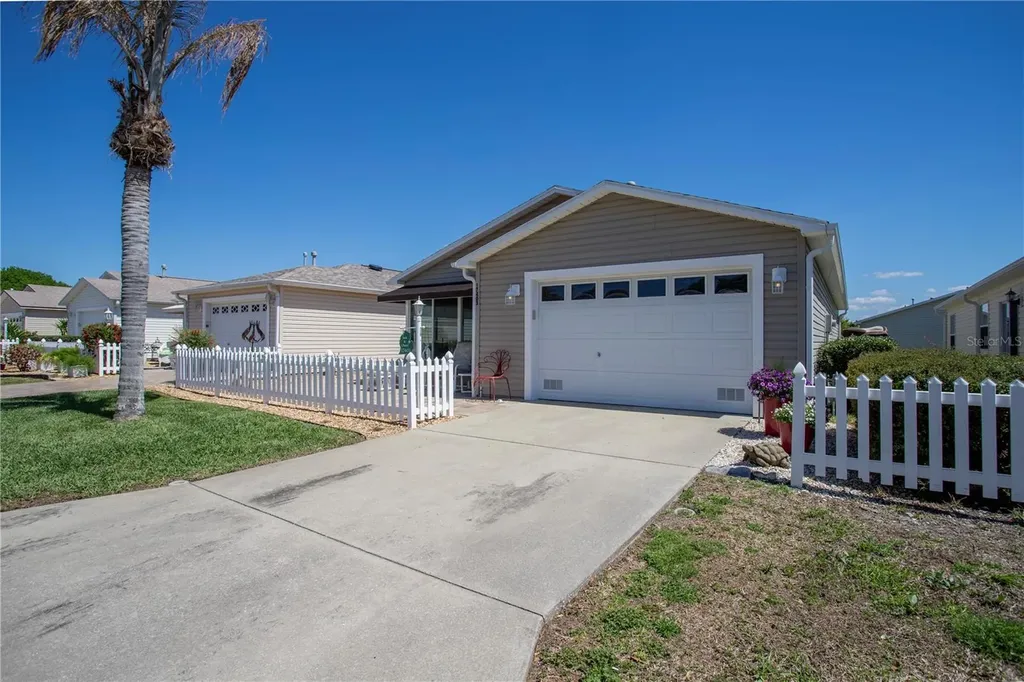 17403 SE 77th Sycamore Avenue The Villages FL 32162