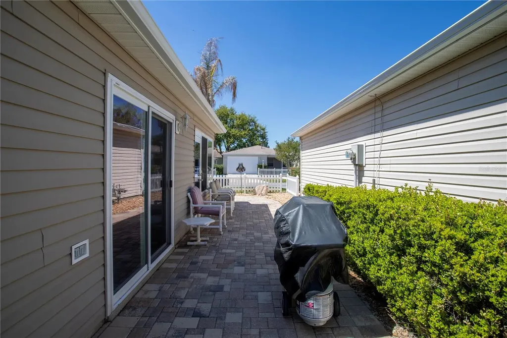 17403 SE 77th Sycamore Avenue The Villages FL 32162