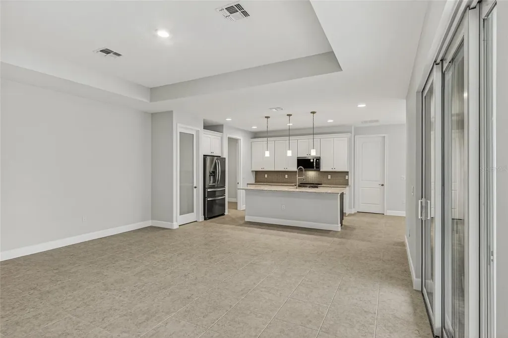 450 Hammond Street SW Palm Bay FL 32908