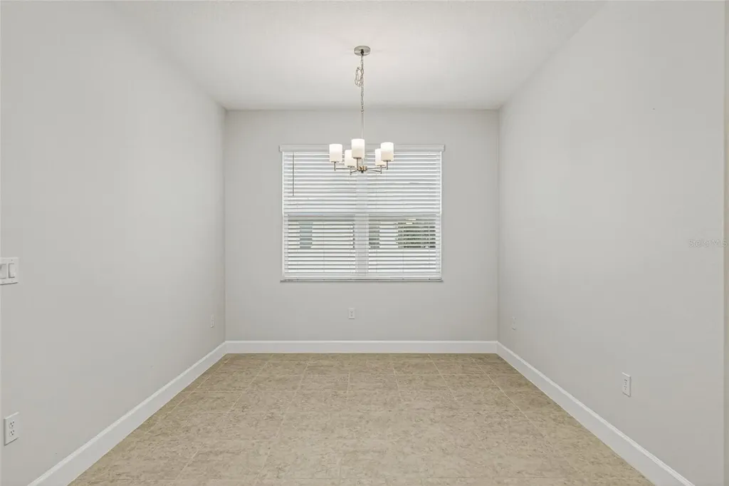 450 Hammond Street SW Palm Bay FL 32908