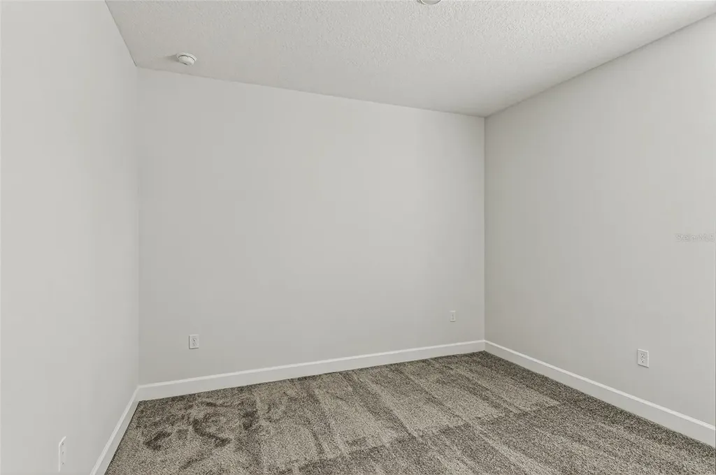 450 Hammond Street SW Palm Bay FL 32908