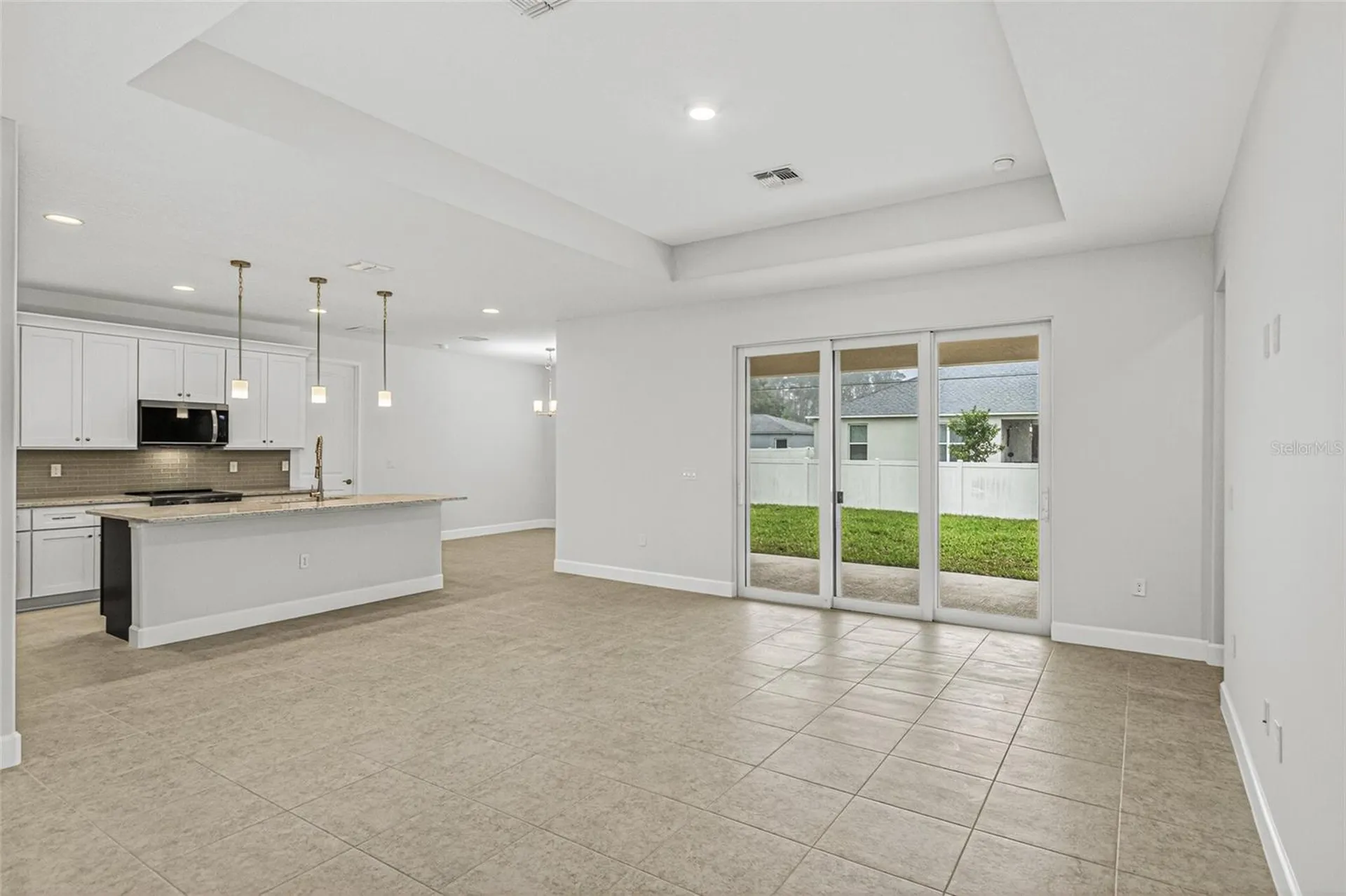 450 Hammond Street SW Palm Bay FL 32908