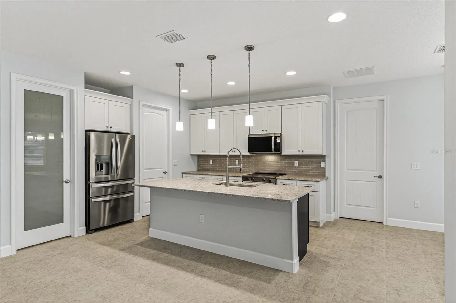 450 Hammond Street SW Palm Bay FL 32908