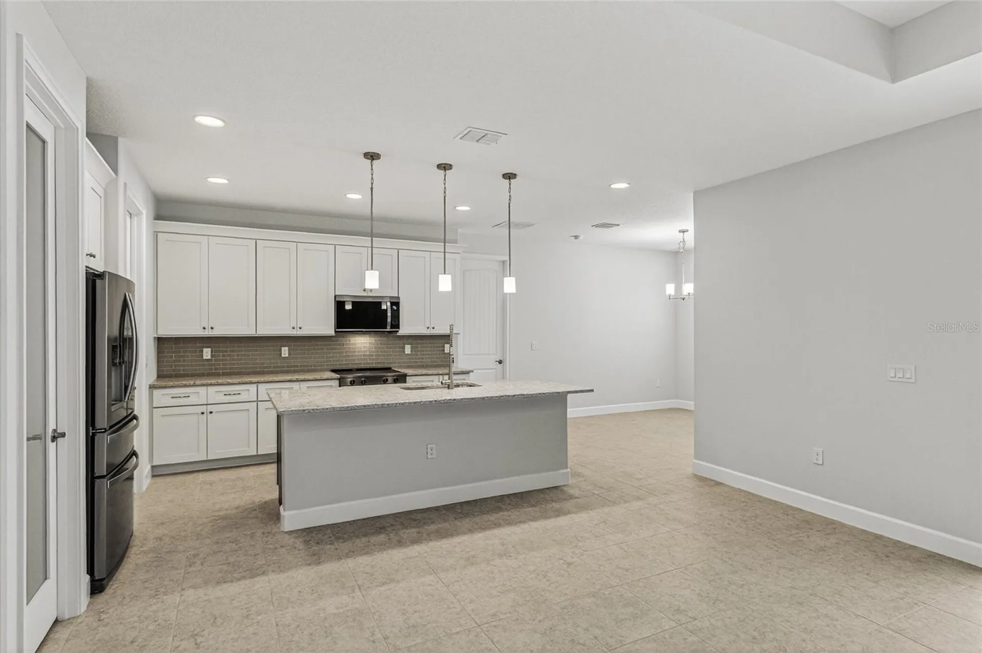 450 Hammond Street SW Palm Bay FL 32908