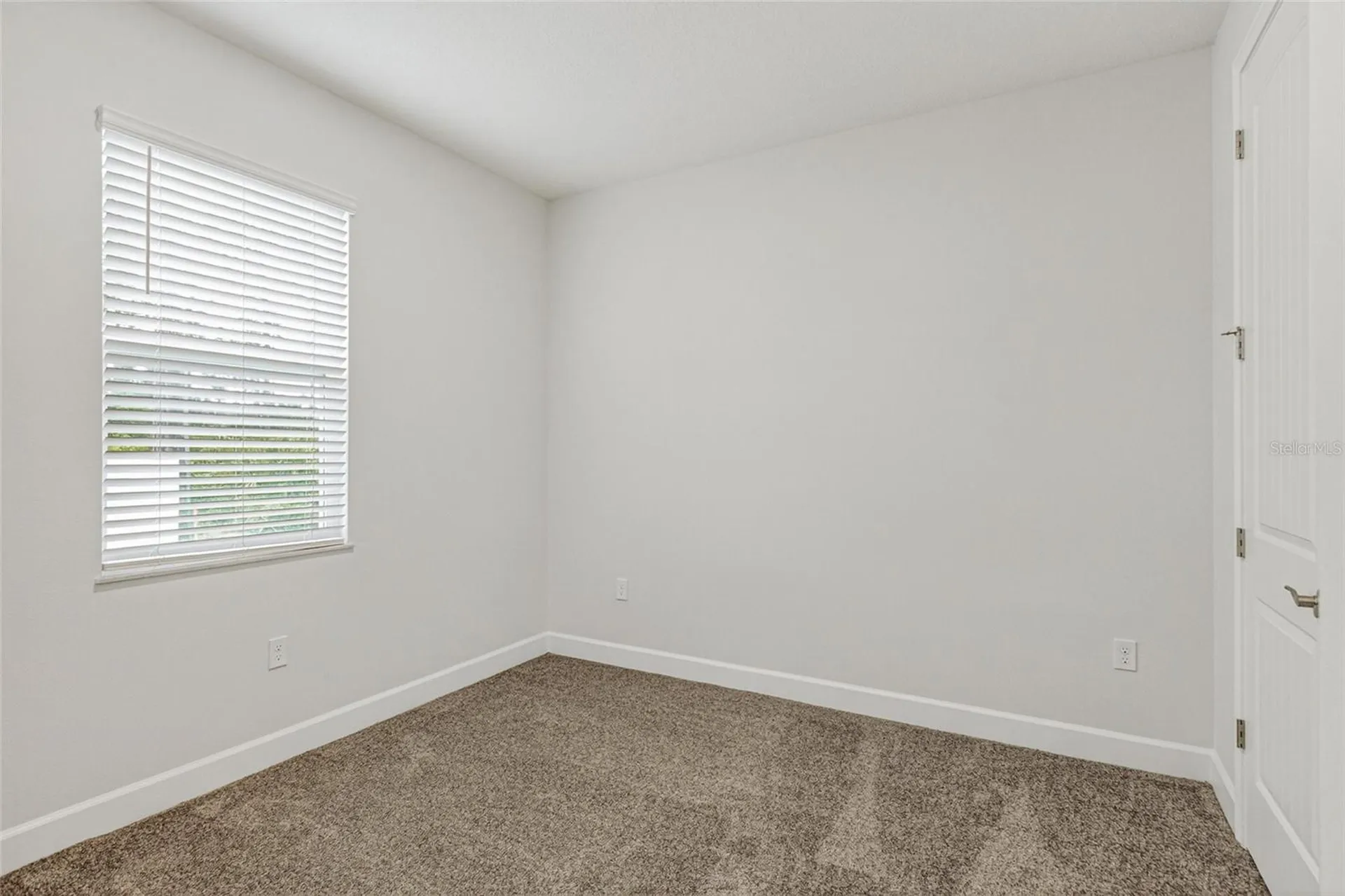 450 Hammond Street SW Palm Bay FL 32908