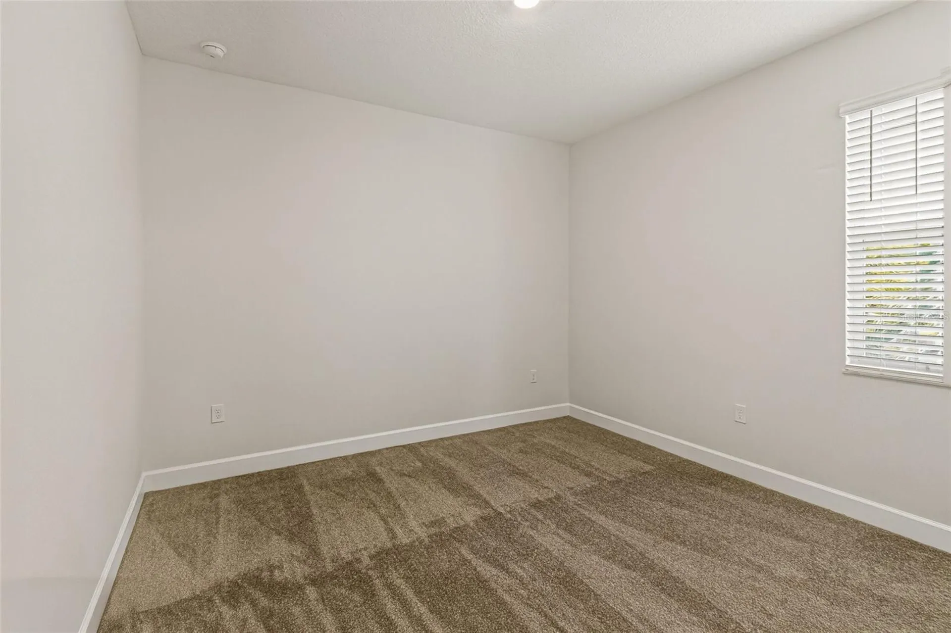 450 Hammond Street SW Palm Bay FL 32908