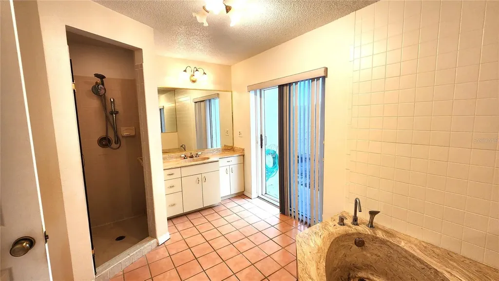 6101 34th Street W Bradenton FL 34210
