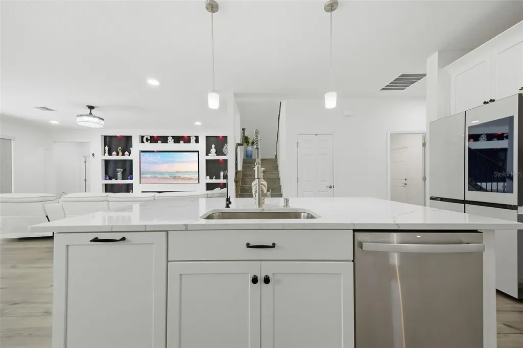 7792 Notched Pine Bend Wesley Chapel FL 33545