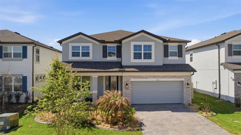 7792 Notched Pine Bend Wesley Chapel FL 33545