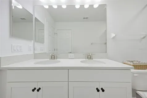 7792 Notched Pine Bend Wesley Chapel FL 33545