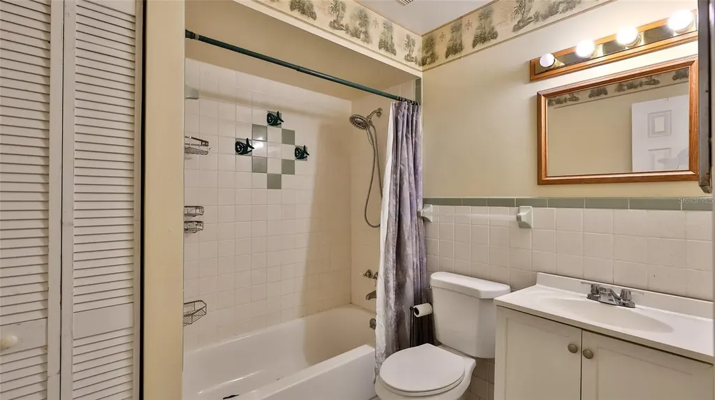 1915 Umbrella Tree Drive Edgewater FL 32141