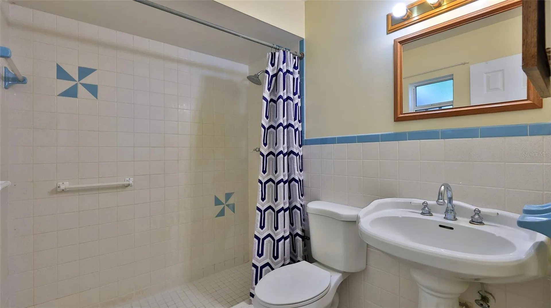 1915 Umbrella Tree Drive Edgewater FL 32141