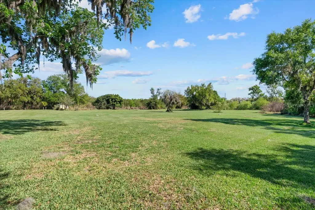 5202 Erie Road Parrish FL 34219