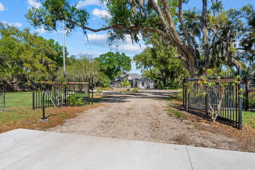 5202 Erie Road Parrish FL 34219