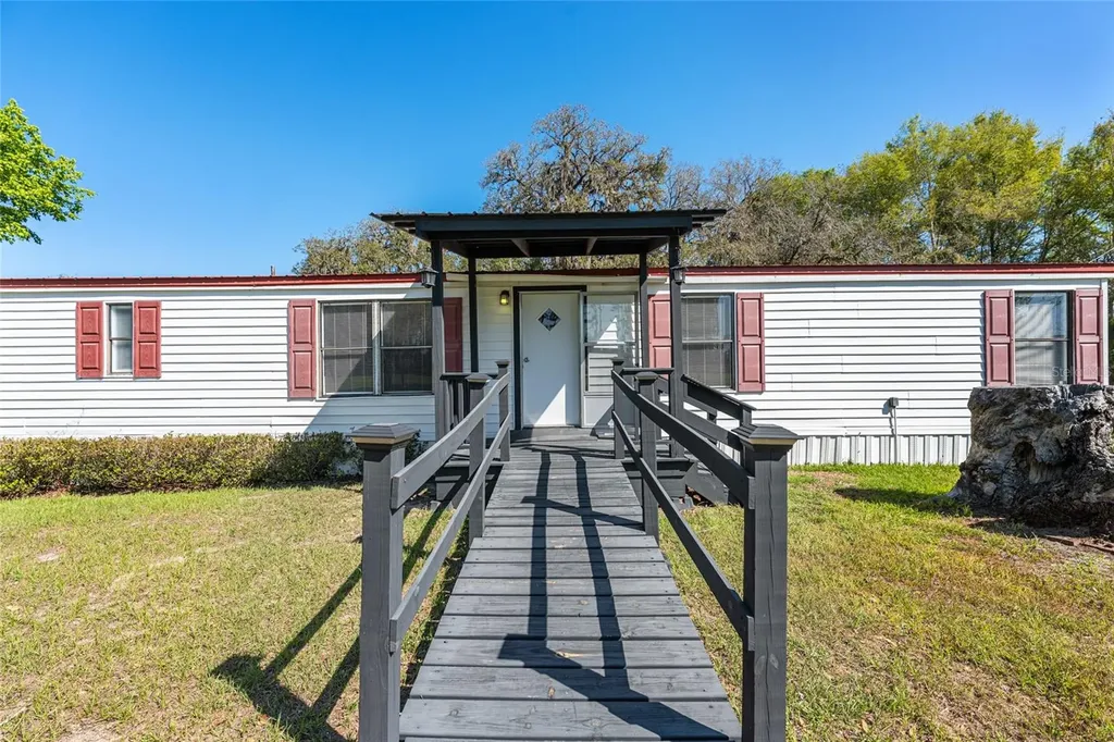 5600 SE 39th Street Trenton FL 32693