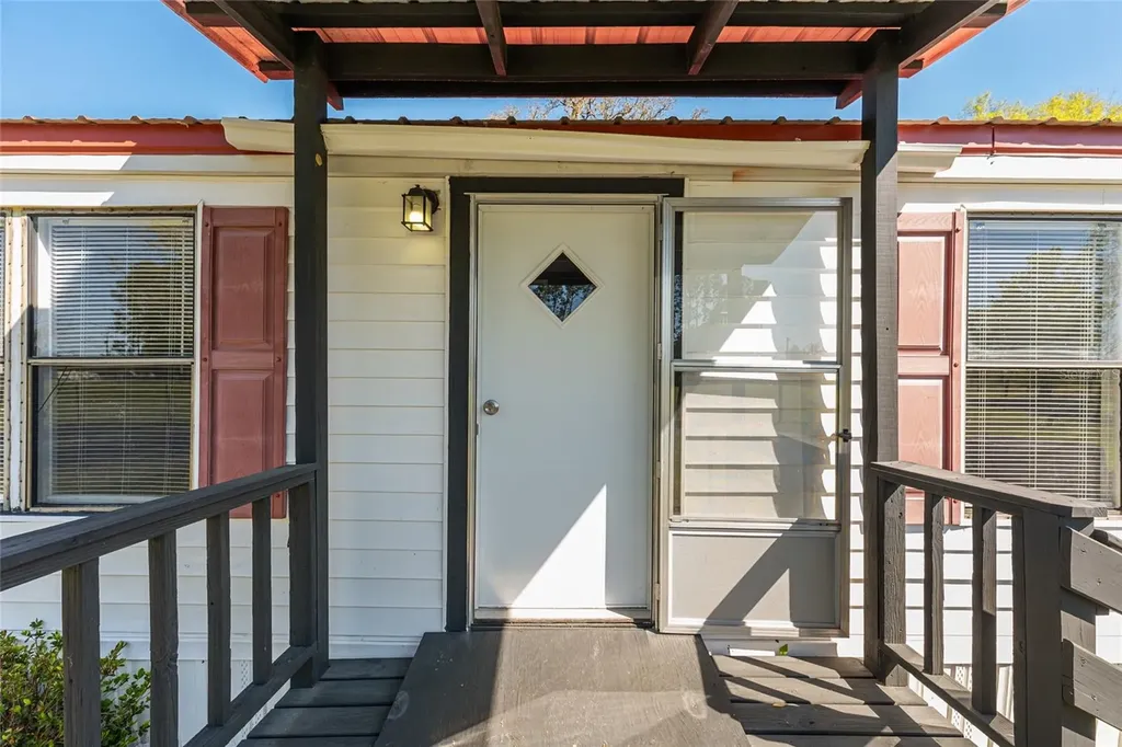 5600 SE 39th Street Trenton FL 32693