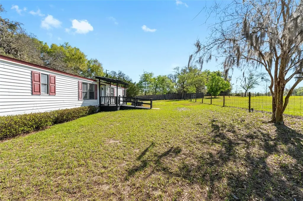 5600 SE 39th Street Trenton FL 32693