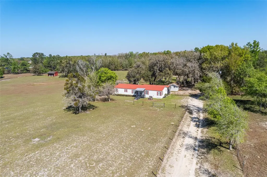 5600 SE 39th Street Trenton FL 32693