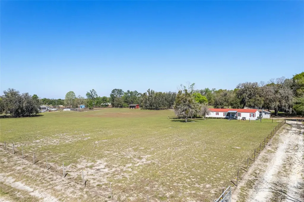 5600 SE 39th Street Trenton FL 32693