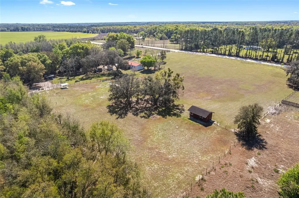 5600 SE 39th Street Trenton FL 32693