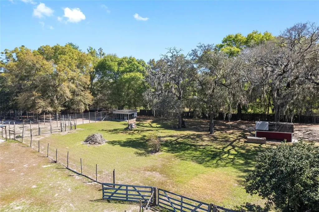 5600 SE 39th Street Trenton FL 32693