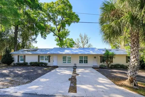 302 Ballard Avenue Deland FL 32724