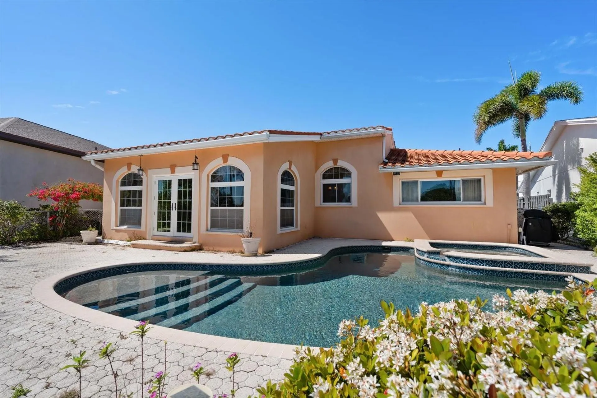 483 Harbor Drive N Indian Rocks Beach FL 33785