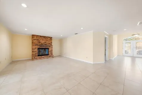 483 Harbor Drive N Indian Rocks Beach FL 33785