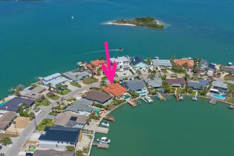 483 Harbor Drive N Indian Rocks Beach FL 33785
