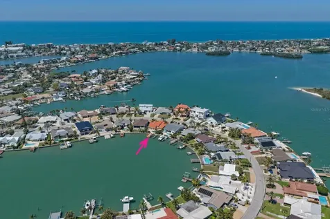 483 Harbor Drive N Indian Rocks Beach FL 33785