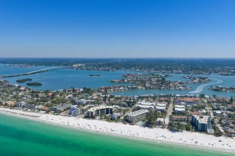483 Harbor Drive N Indian Rocks Beach FL 33785