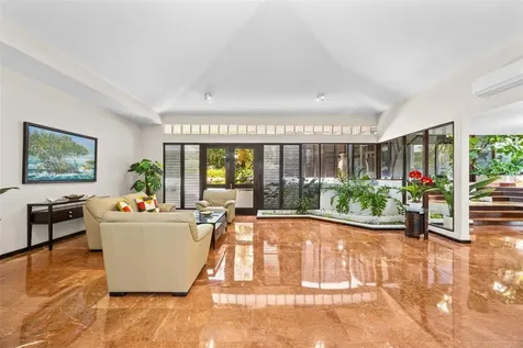 H A 28 Villa Caparra Guaynabo PR 00966