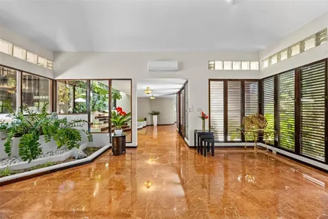 H A 28 Villa Caparra Guaynabo PR 00966