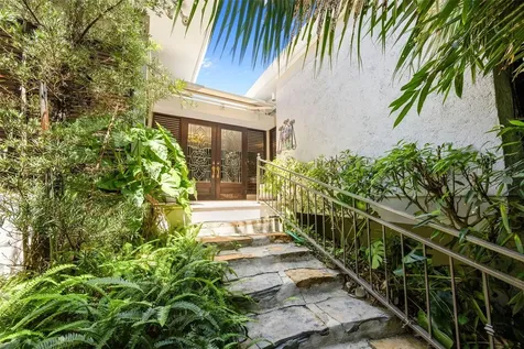 H A 28 Villa Caparra Guaynabo PR 00966