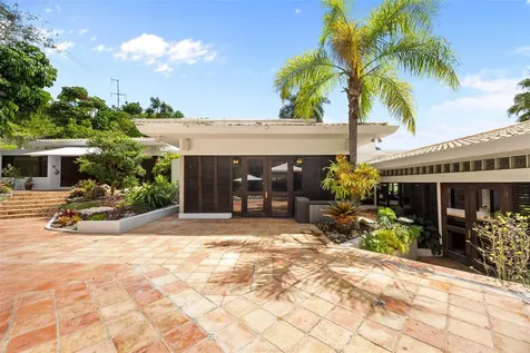 H A 28 Villa Caparra Guaynabo PR 00966