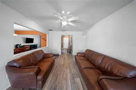 6908 Spanish Moss Circle Tampa FL 33625