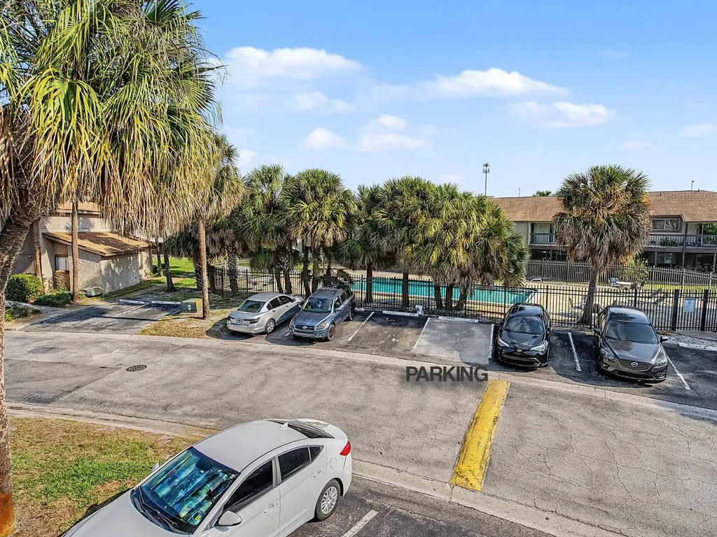 6321 Newtown Circle Tampa FL 33615