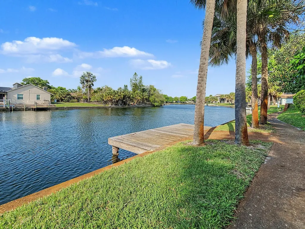 6321 Newtown Circle Tampa FL 33615