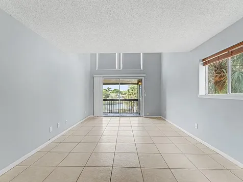 6321 Newtown Circle Tampa FL 33615