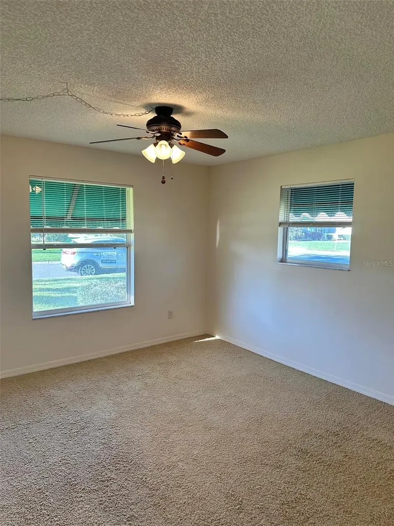 9230 SE 179th Wesley Street The Villages FL 32162
