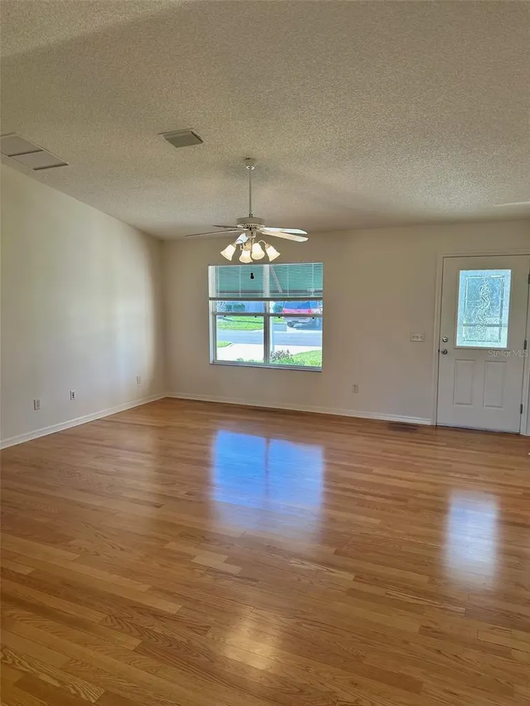 9230 SE 179th Wesley Street The Villages FL 32162