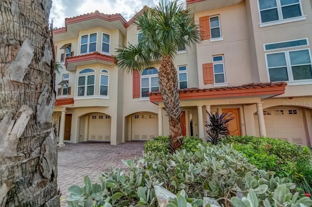 241 17th Street N Bradenton Beach FL 34217