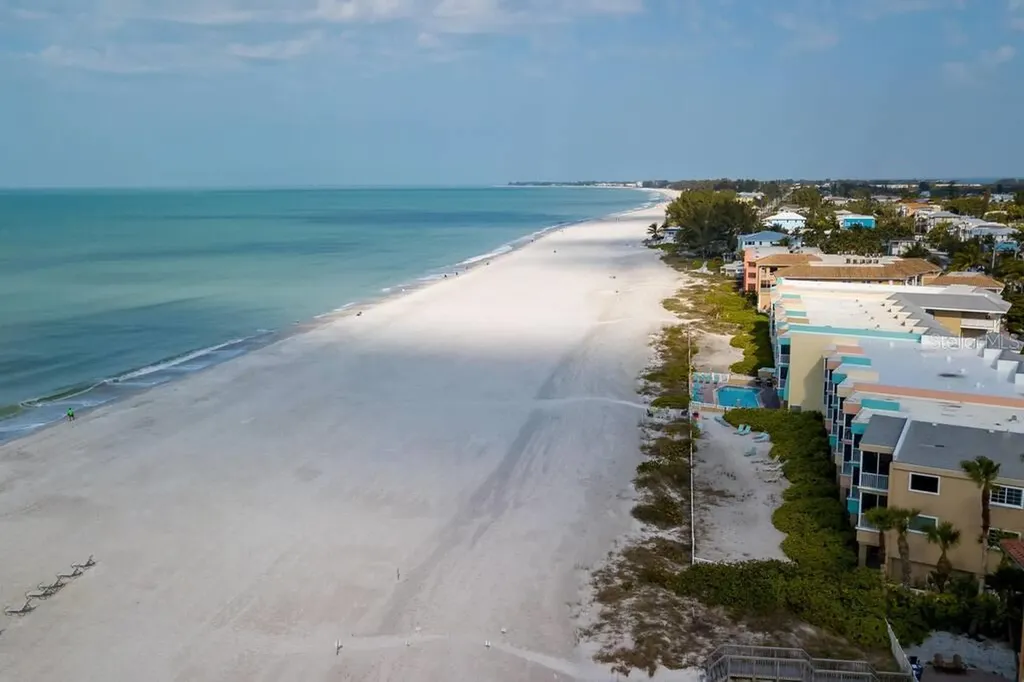 241 17th Street N Bradenton Beach FL 34217