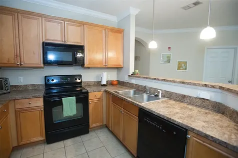 1235 SW 9th Road Gainesville FL 32601
