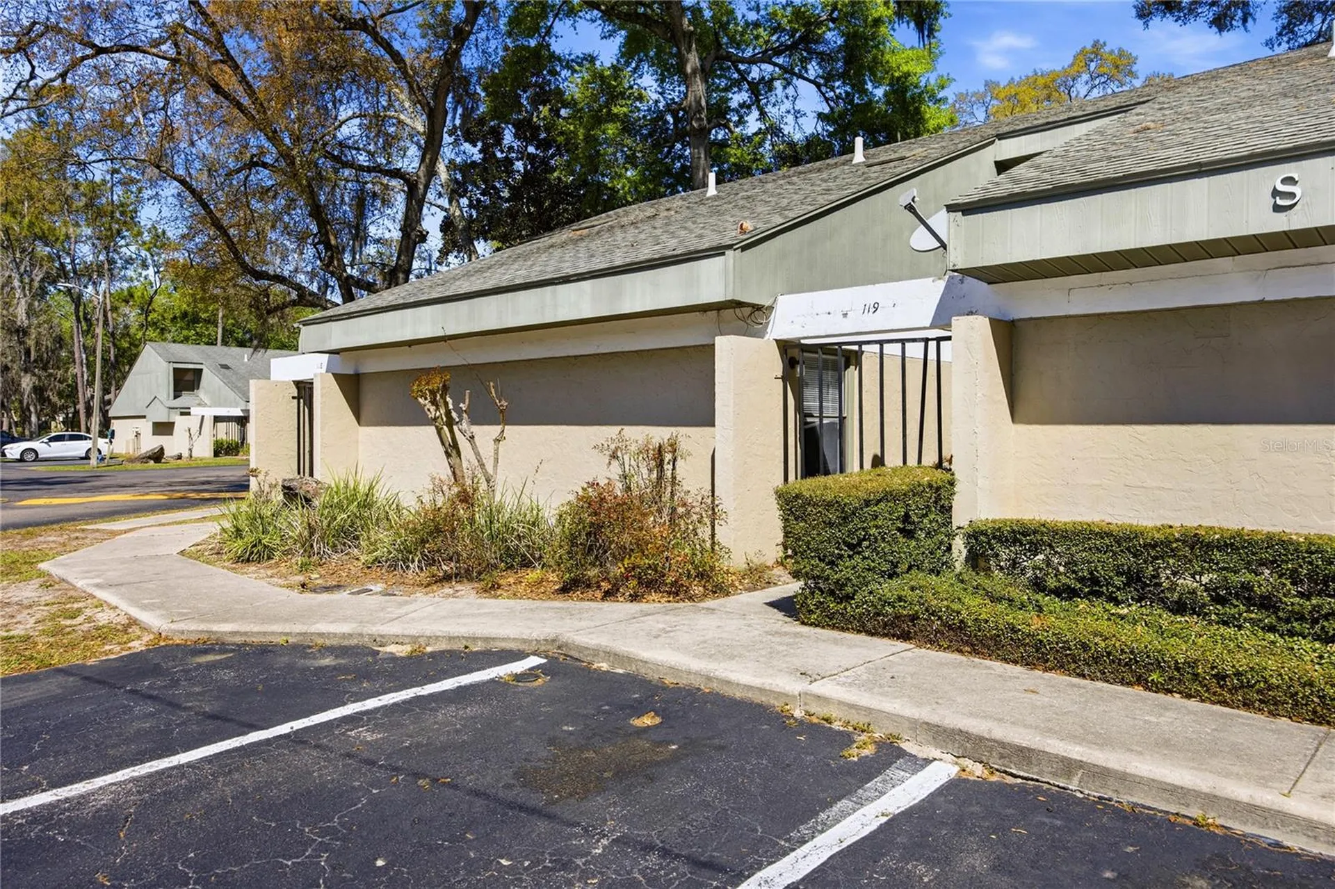 7200 SW 8th Avenue Gainesville FL 32608