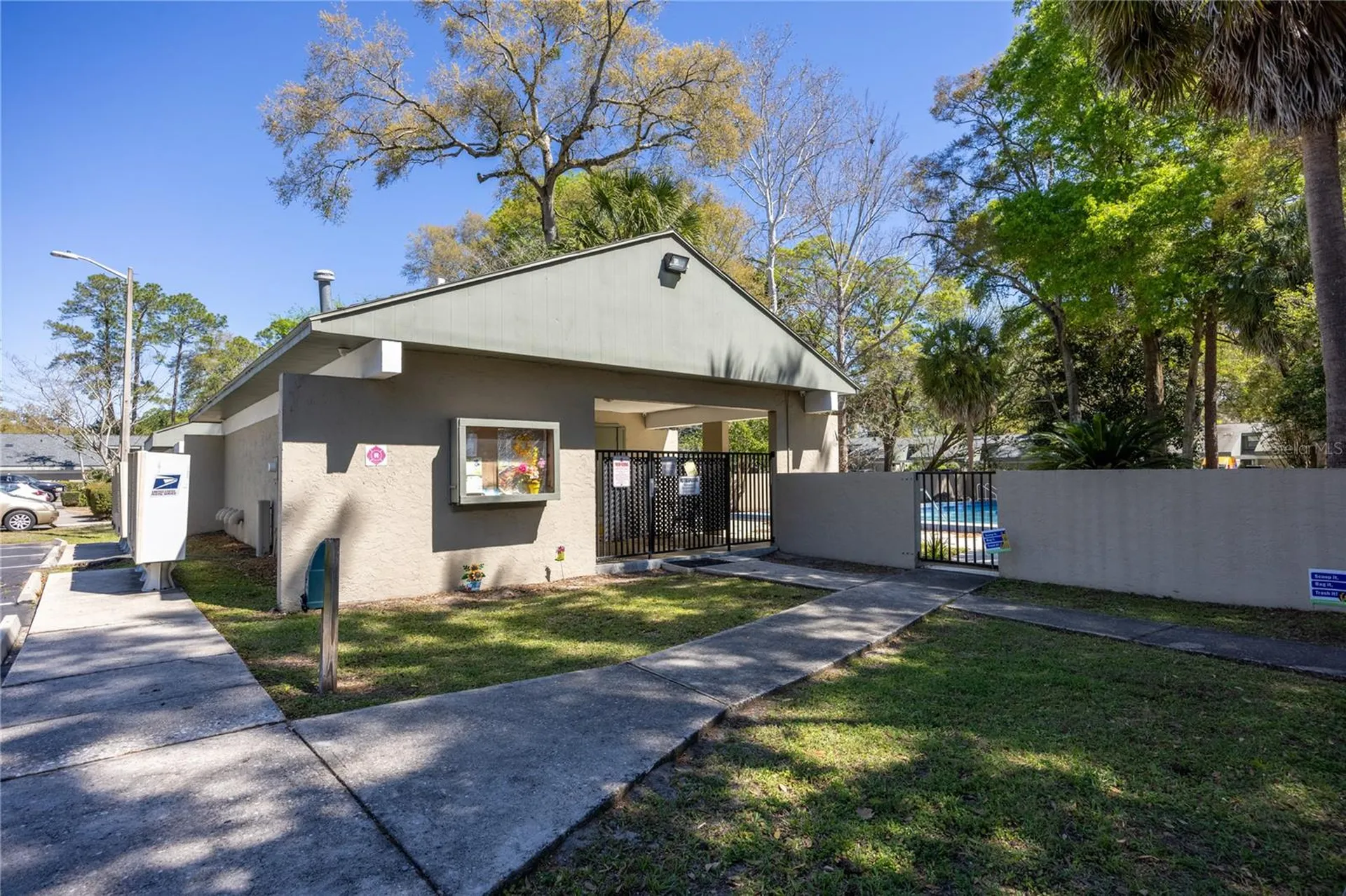 7200 SW 8th Avenue Gainesville FL 32608