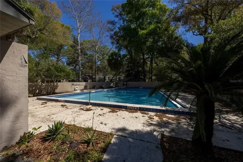 7200 SW 8th Avenue Gainesville FL 32608