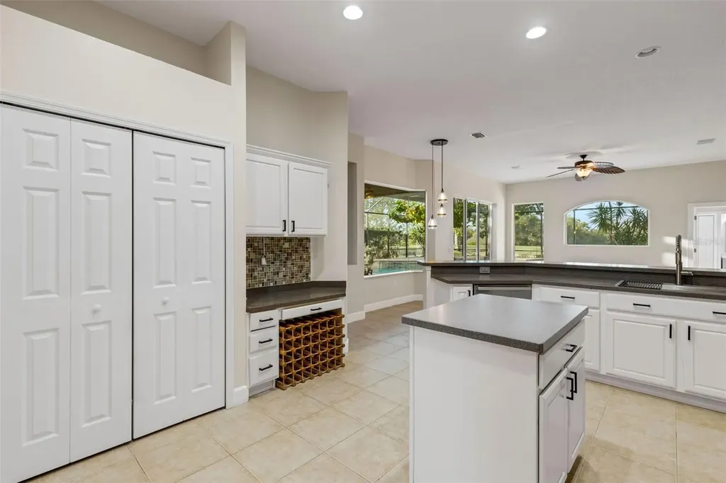 11011 Hyacinth Place Lakewood Ranch FL 34202