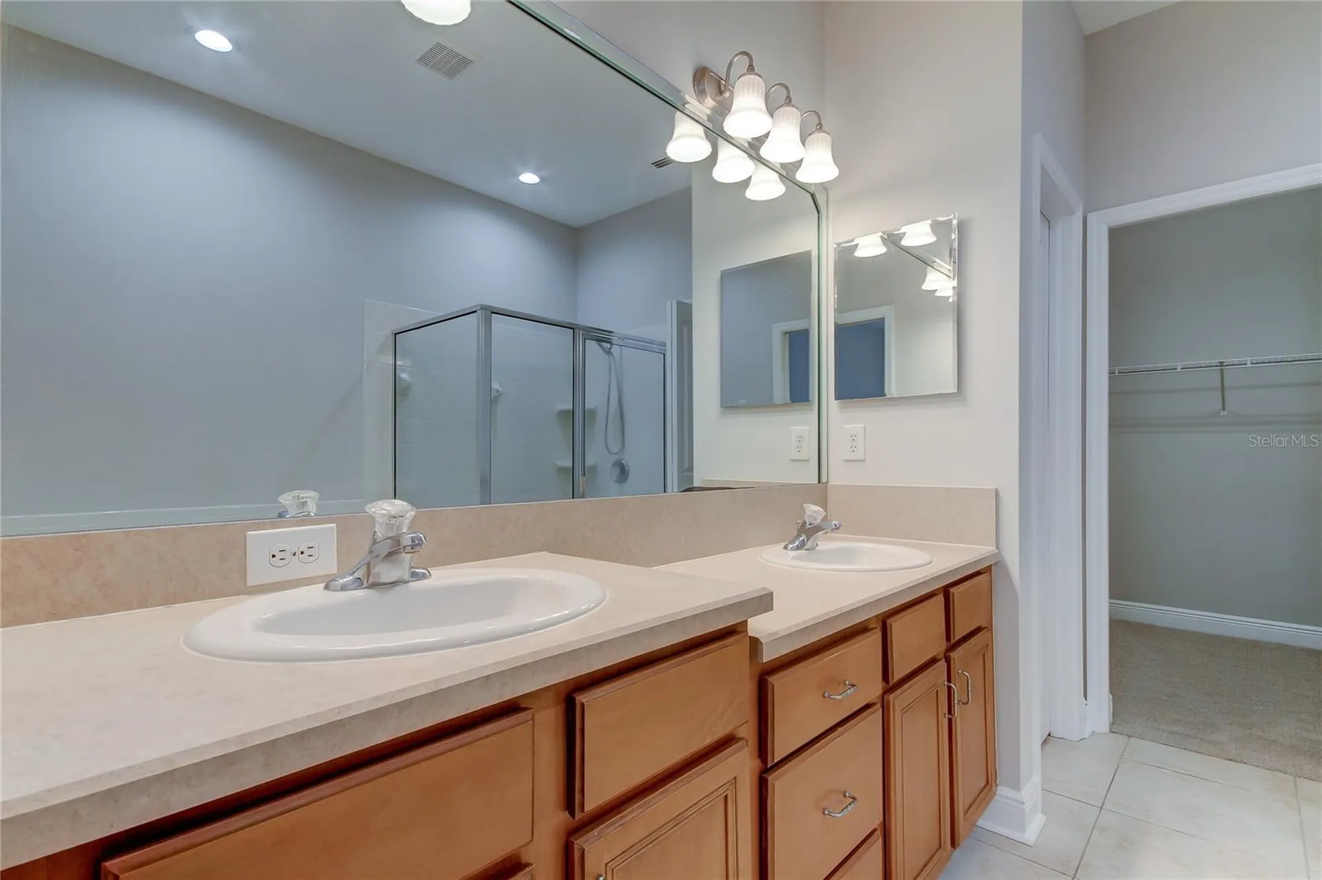 14606 Bournemouth Road Tampa FL 33626